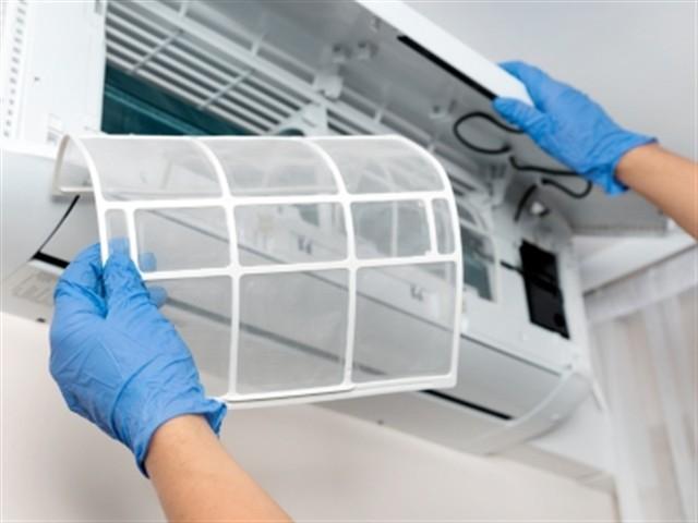 AC duct cleaning services